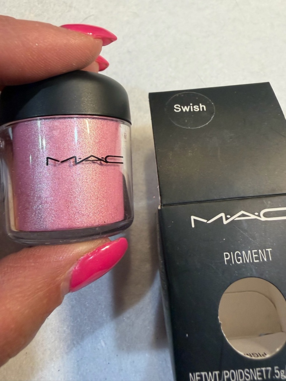 MAC Cosmetics Loose Pigment Eyeshadow - Shimmer Pink Swish New